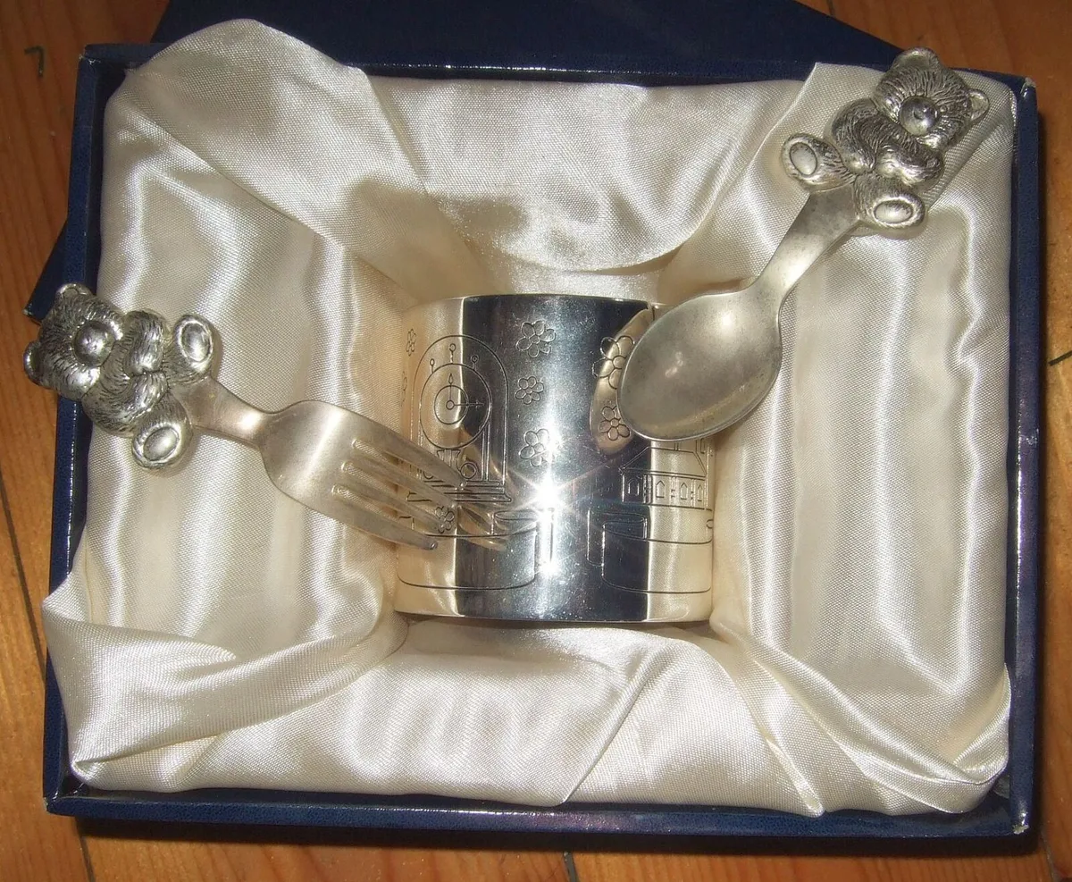 Vintage Teddy Bear Christening Set - Pristine - Image 1