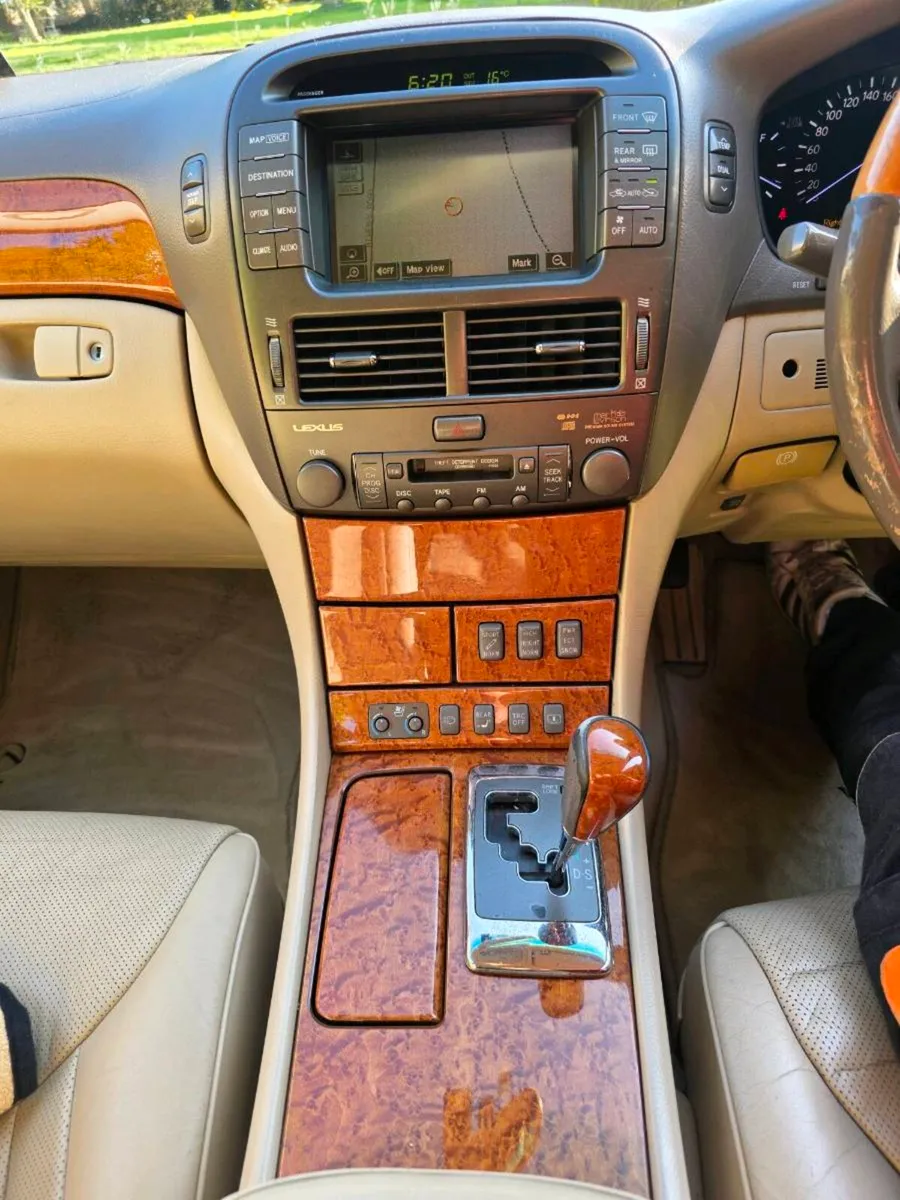 Lexus LS430 - Image 4