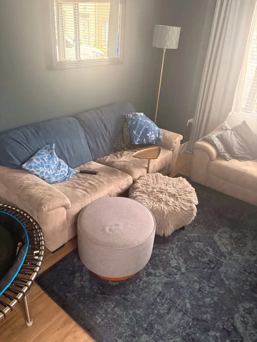 Couch - Image 1