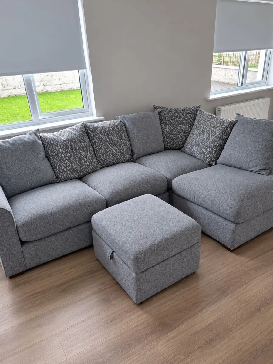 Sofa For Sale - Image 2