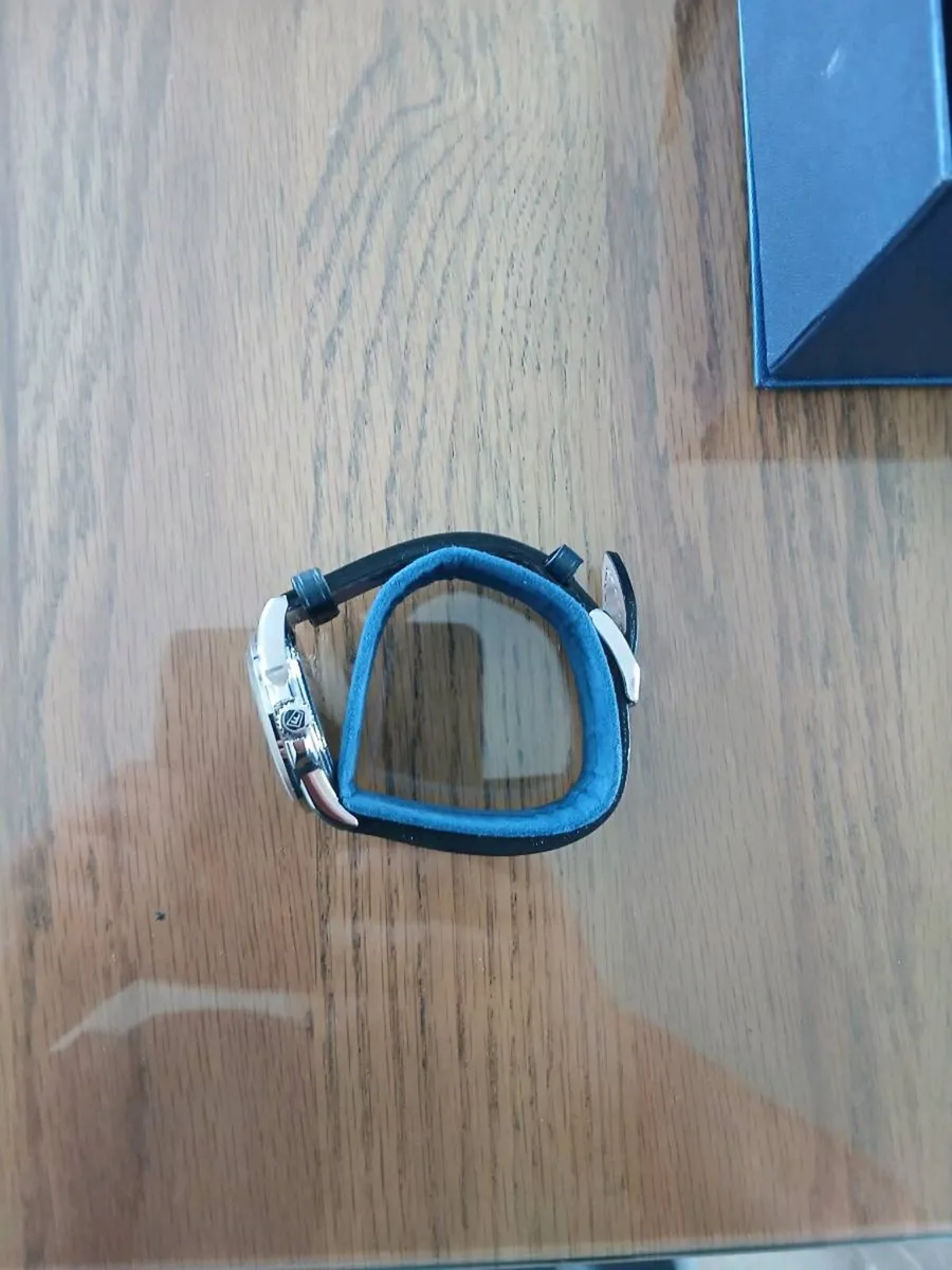 New Badminton rackets  r  gent watch - Image 4