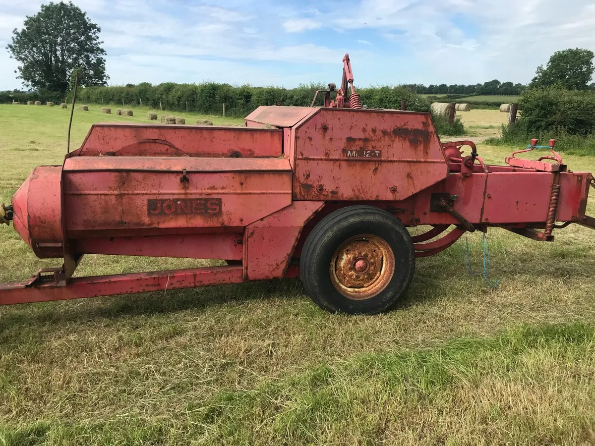 Jones MT 12 square Baler - Image 1