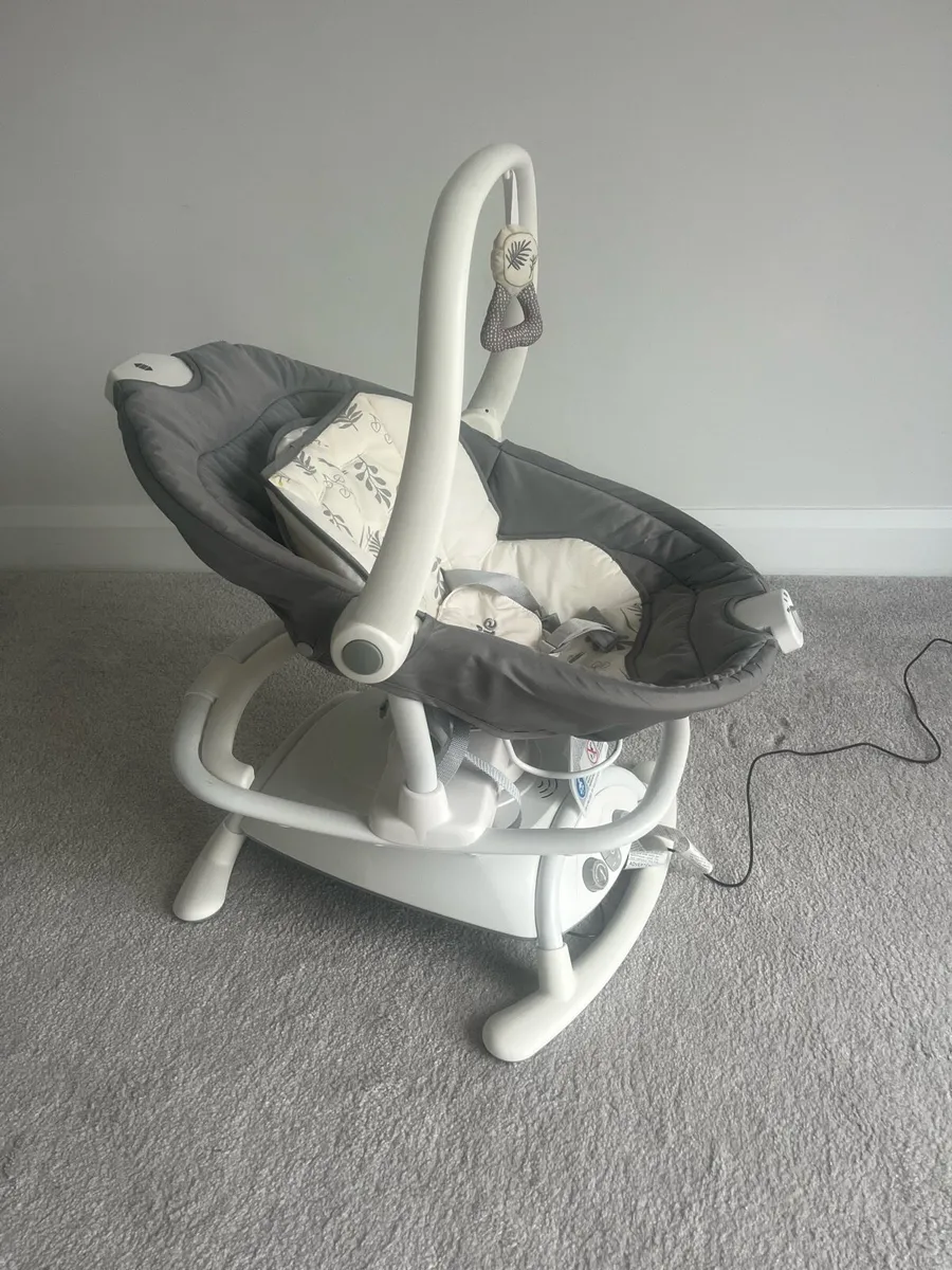 Joie Emeri 2-in-1 Baby Swing and Rocker Fern - Image 1