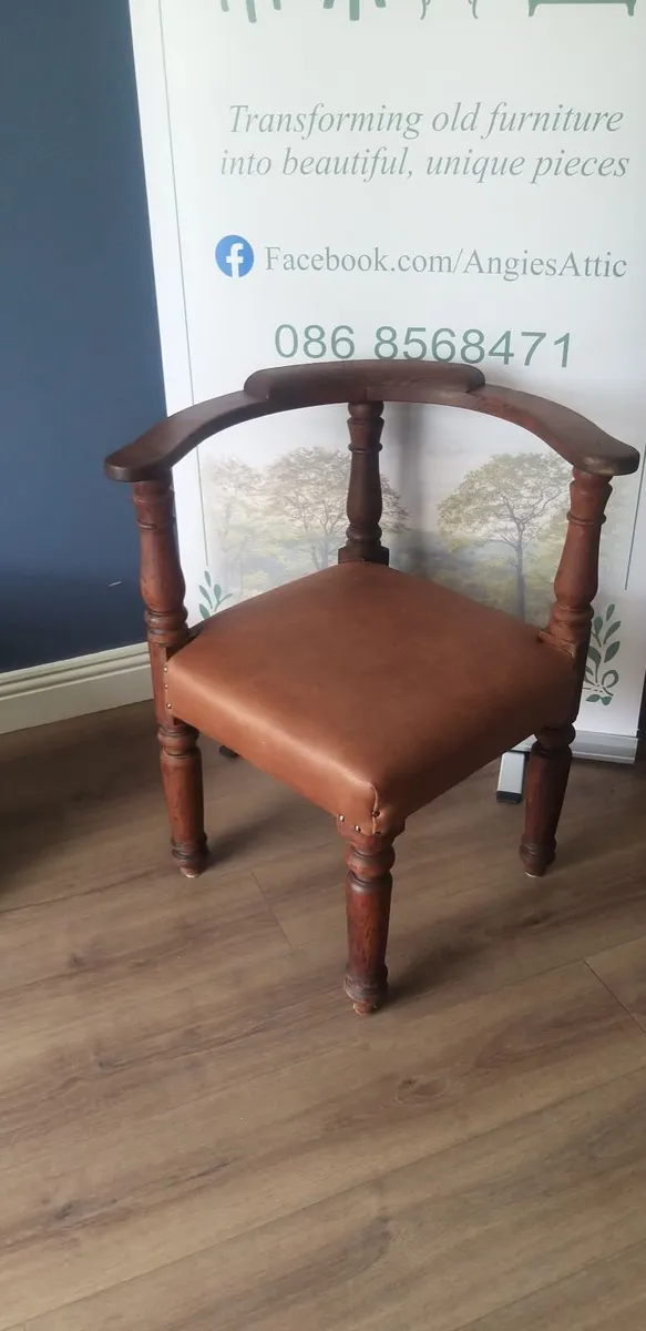 Antique Corner Chair - Image 1