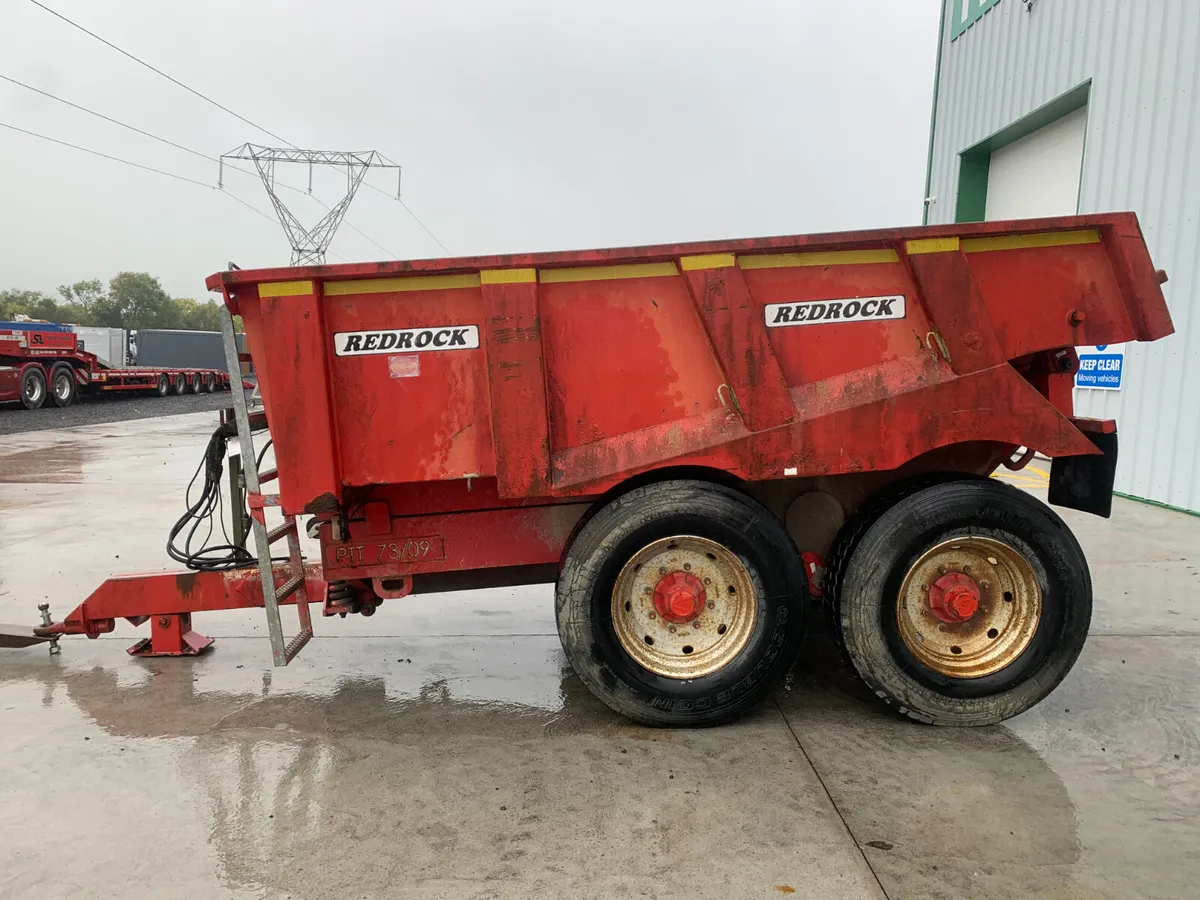 UNRESERVED 2009 REDROCK 10T DUMP TRAILER FOR AUCT - Image 2