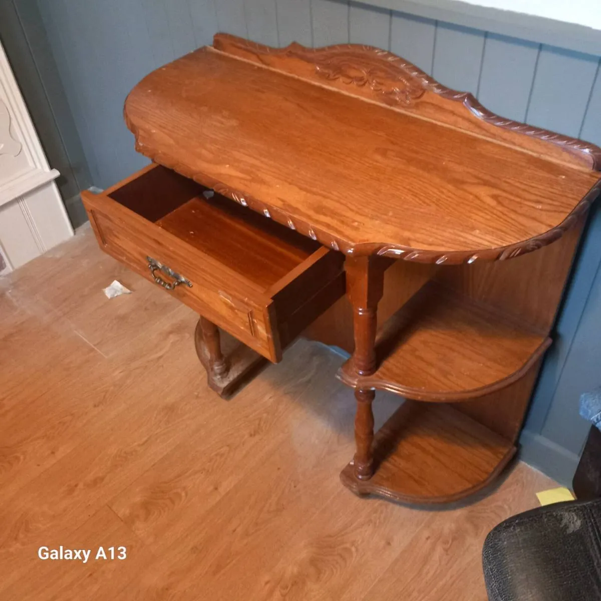Retro Makeup Desk / Hallway Console Table - Image 2