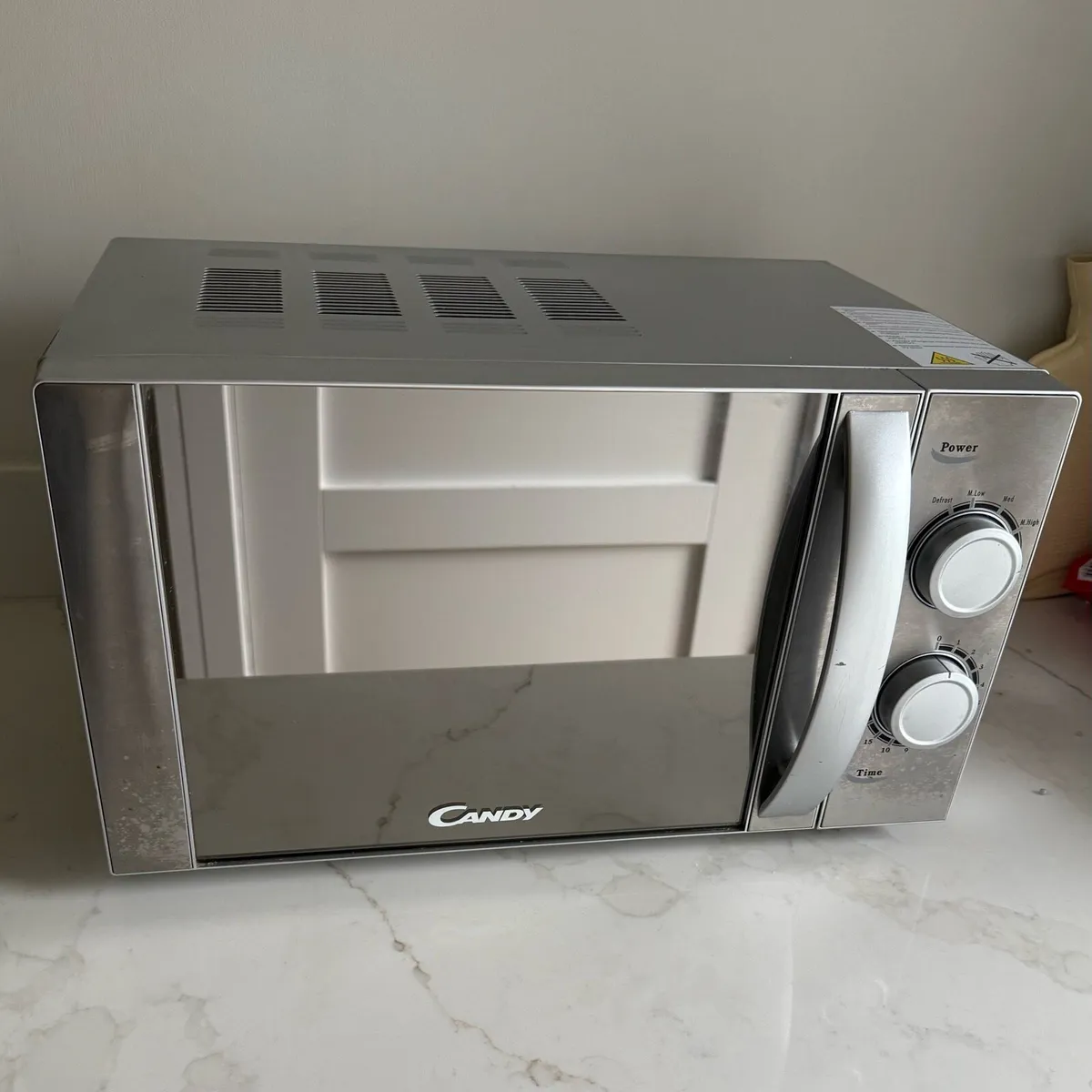 Microwave - Image 1