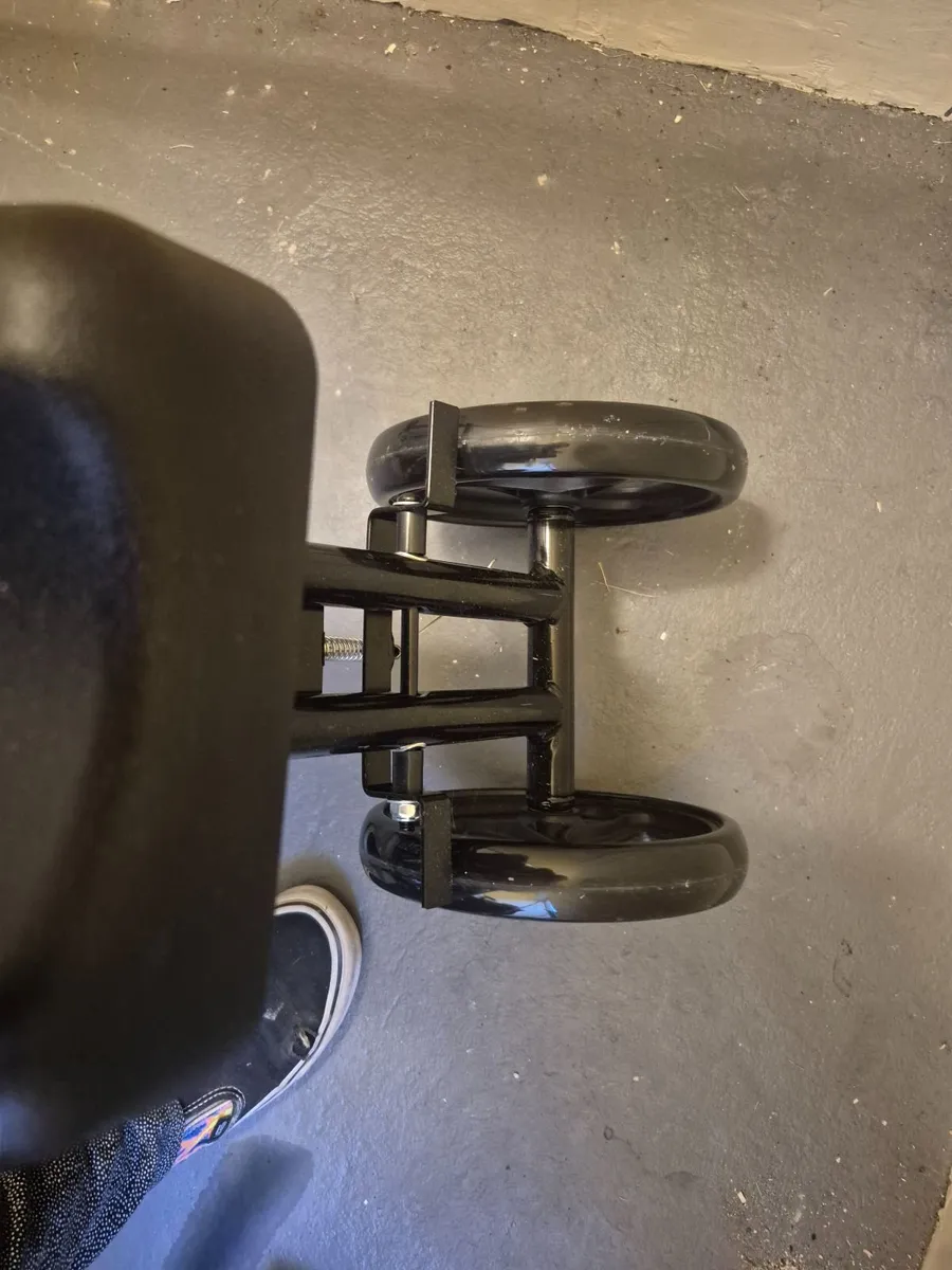 Deluxe Knee Walker - Image 3