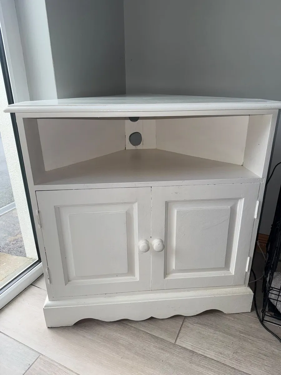 Corner Unit - Image 1