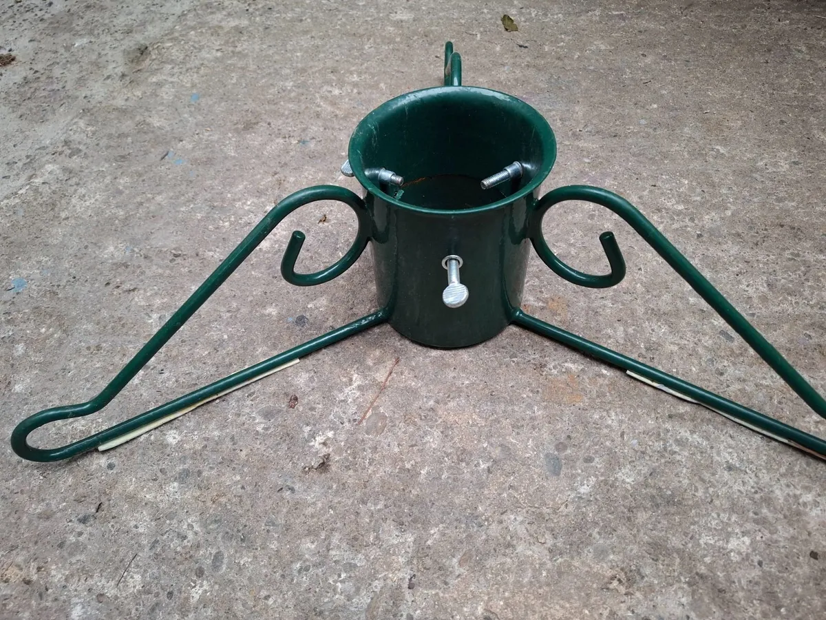 Christmas tree stand - Image 1
