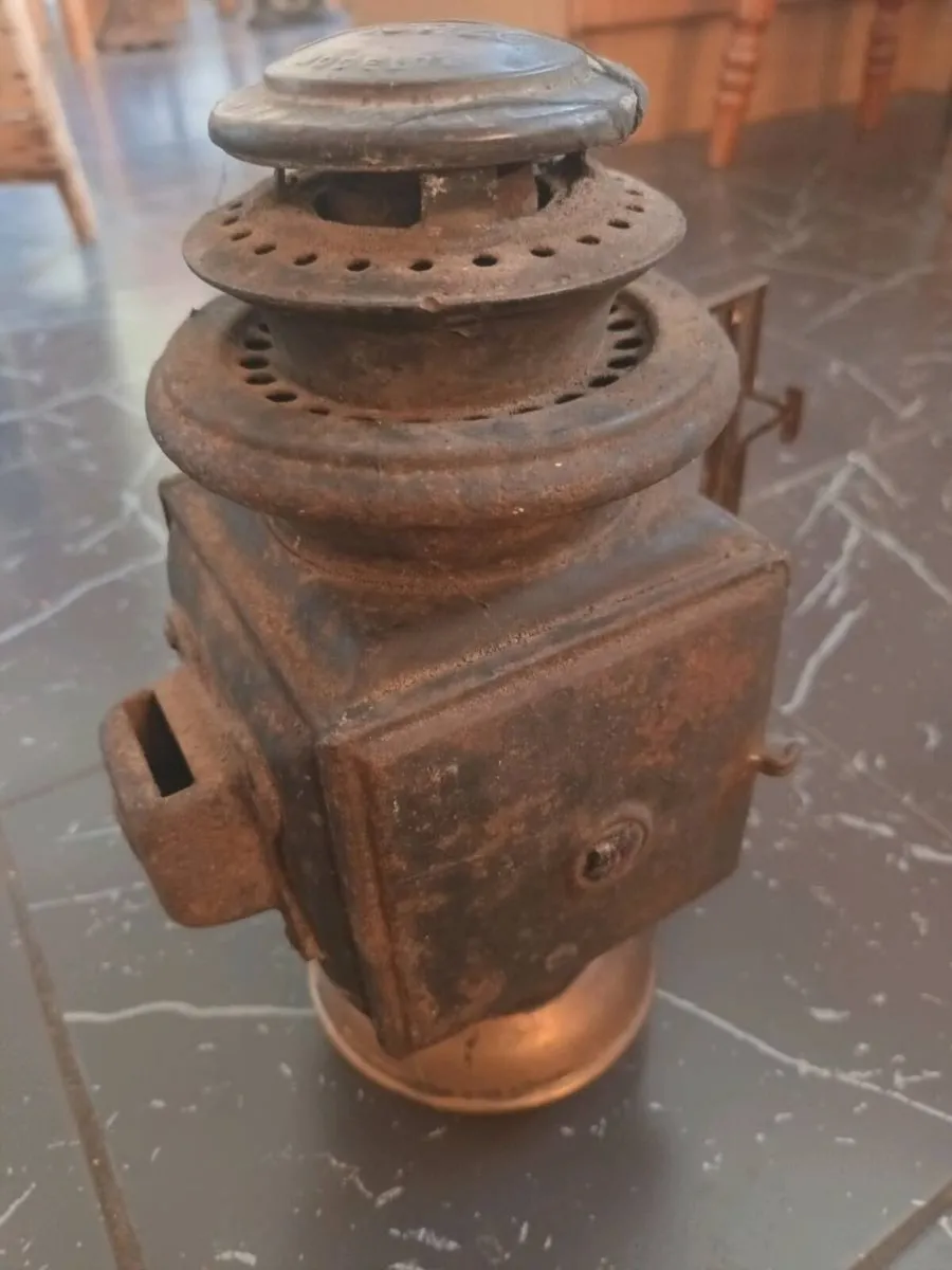 Veteran Car Sidelamp - Image 2