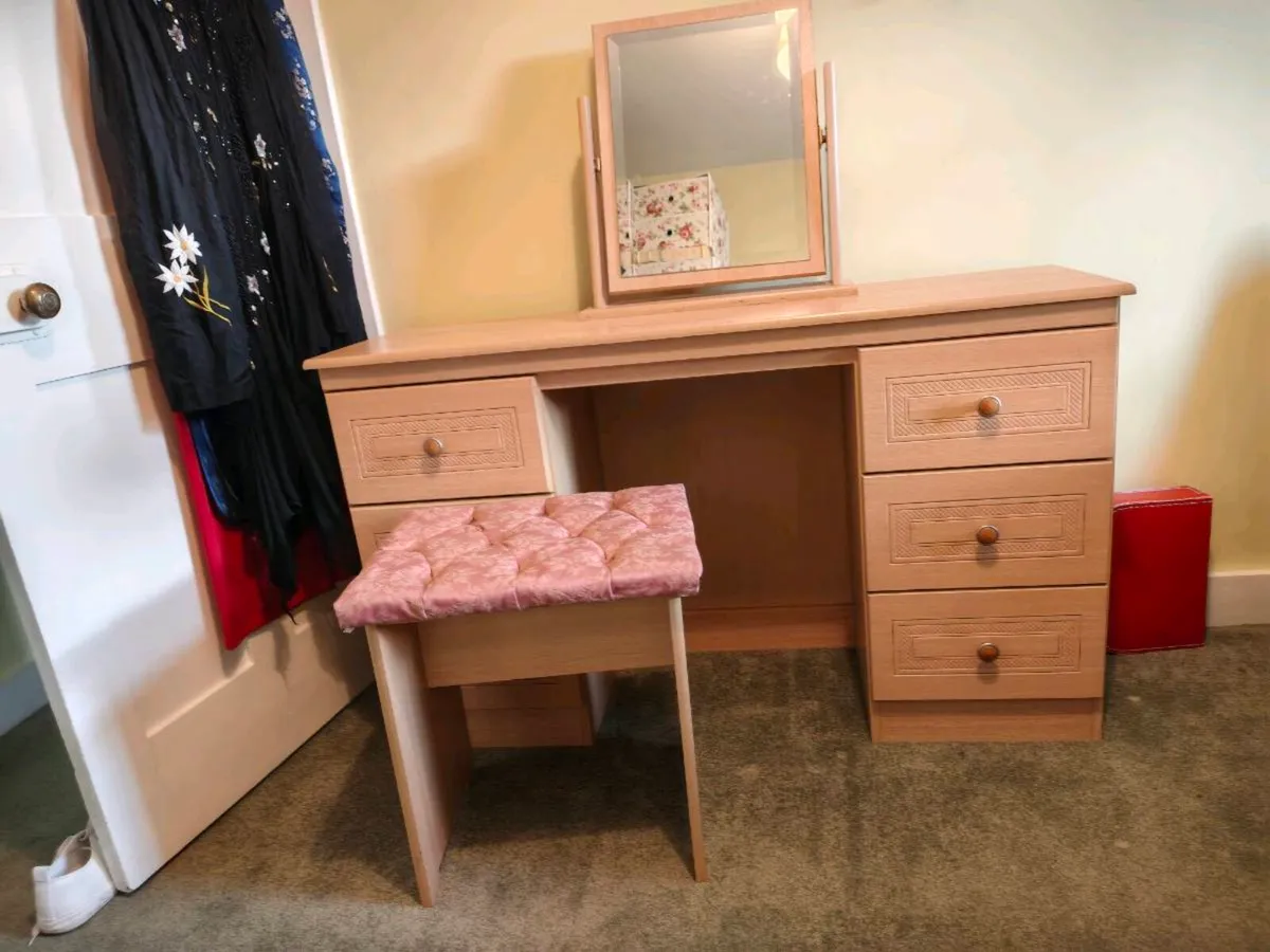 Dressing Table Set with Tilting Mirror & Cushioned - Image 1