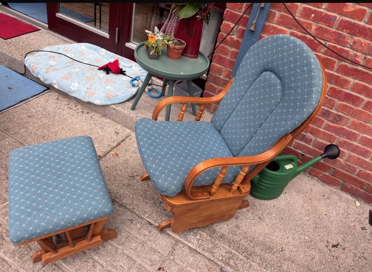 Rocking chair