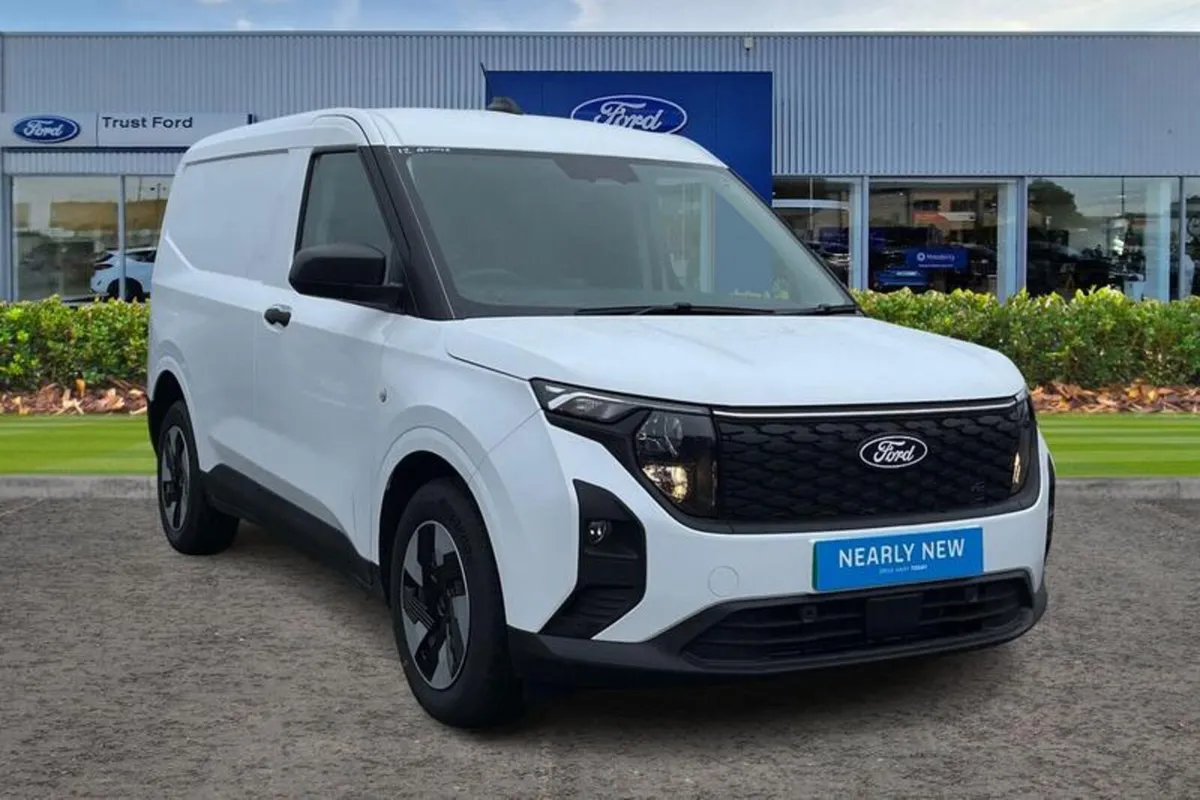 Ford Transit Courier E- 100kW 46kWh Trend  Auto - Image 1
