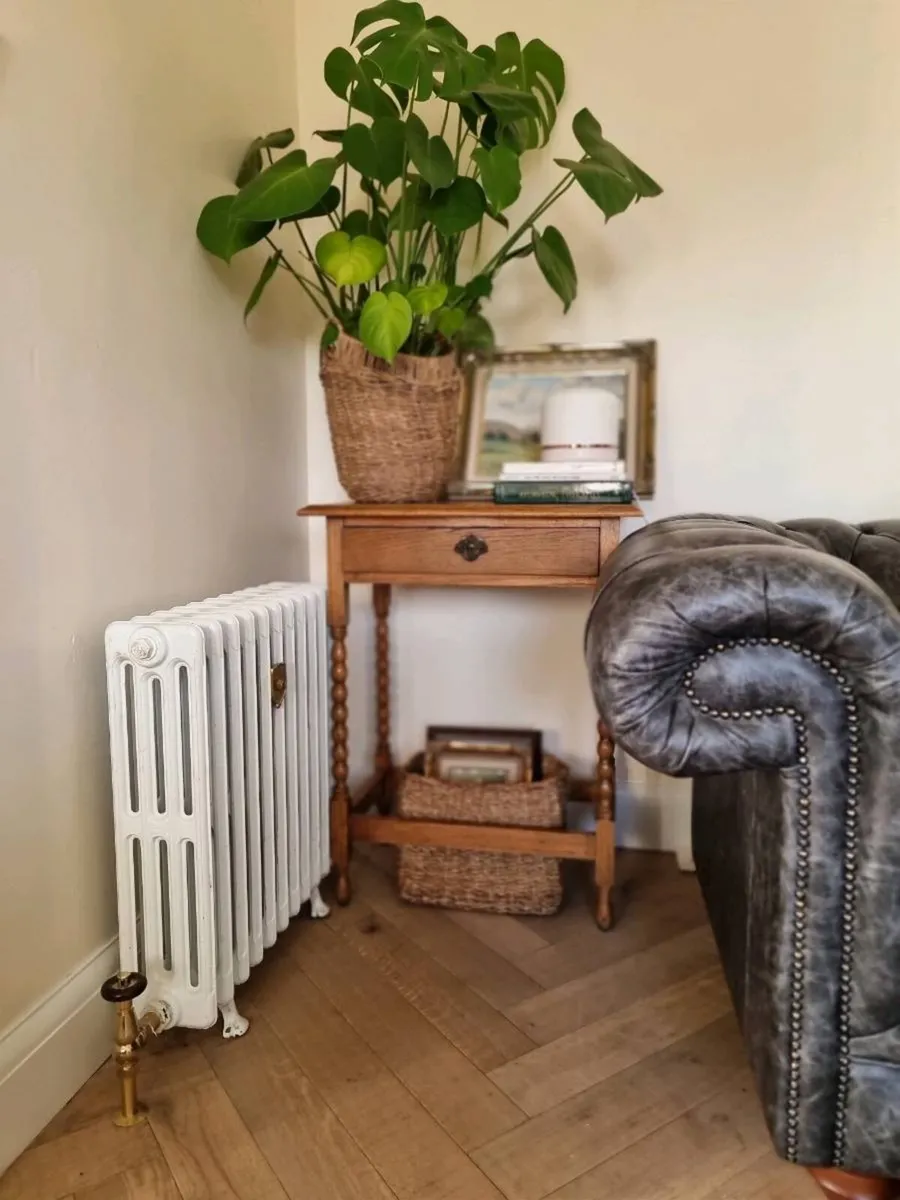 Victorian cast iron radiators | Fully restored - Image 2