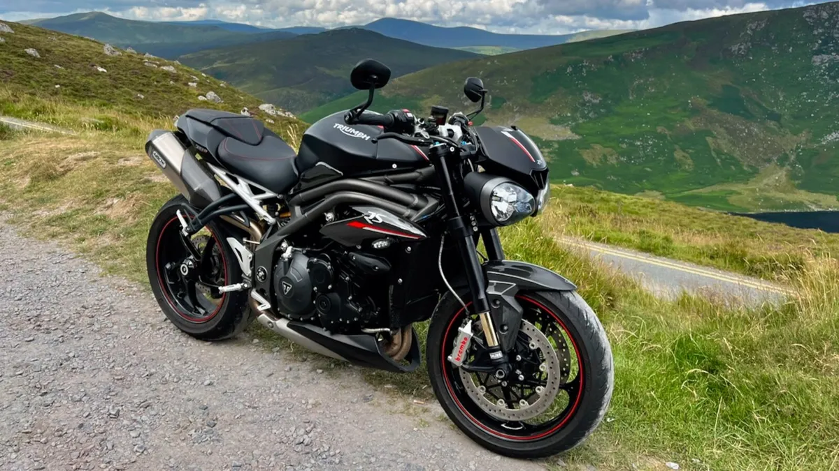 2019 Triumph Speed triple RS 1050 - Image 1