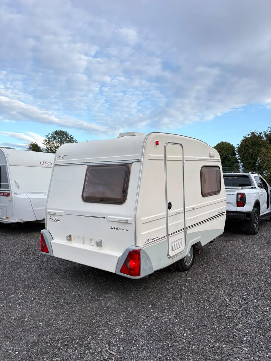 2010 Freedom Microlite 700kg 2 Berth Caravan - Image 4