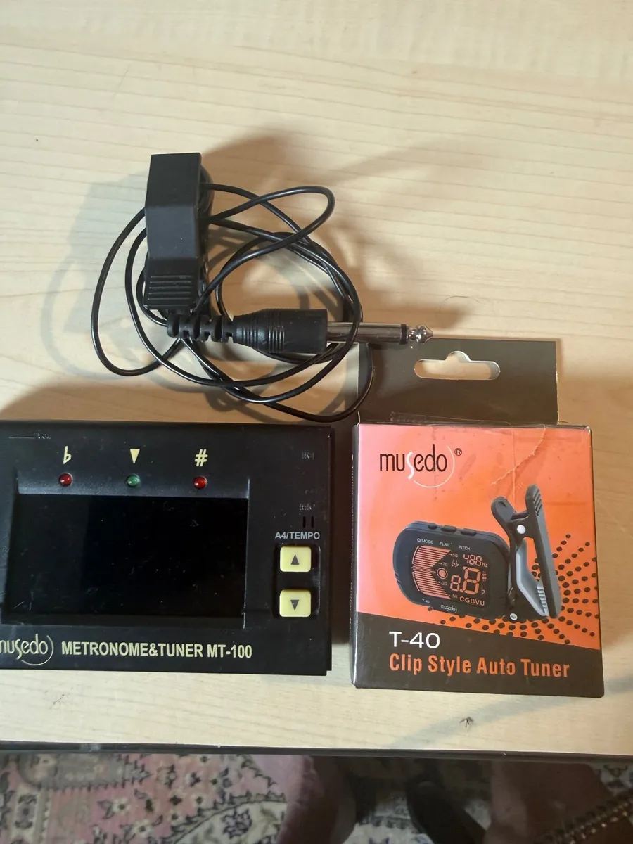 Guitar amplifier and tuners - Image 1