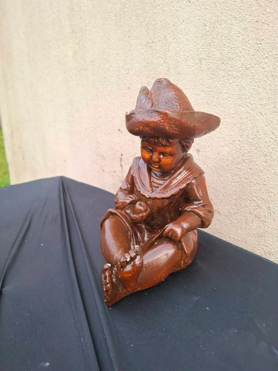 Heavy plaster baby figurine - Image 2