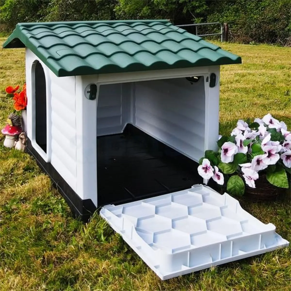 Dog Kennel Medium - Image 3