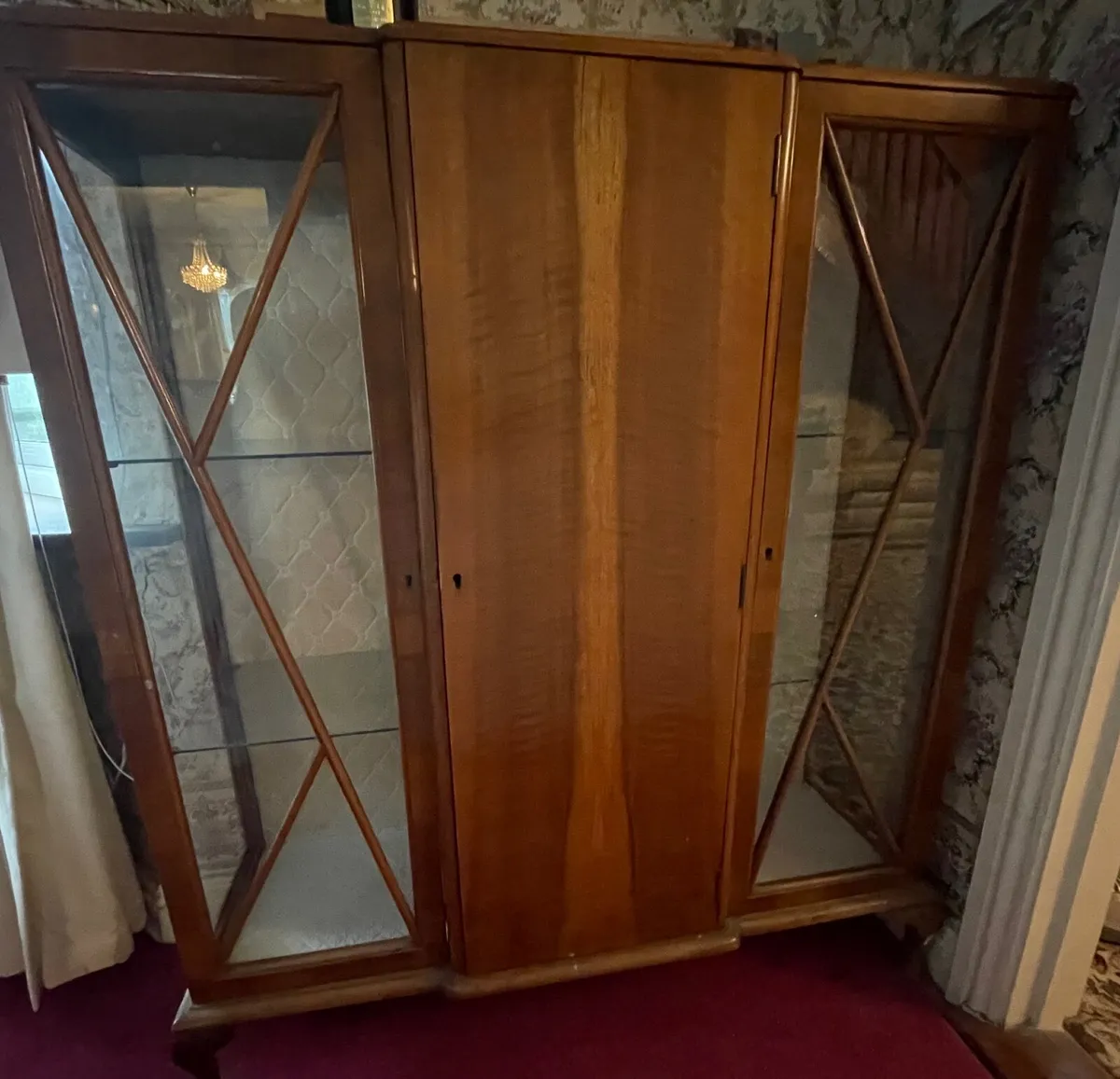 Large glazed display / drinks cabinet - Image 1