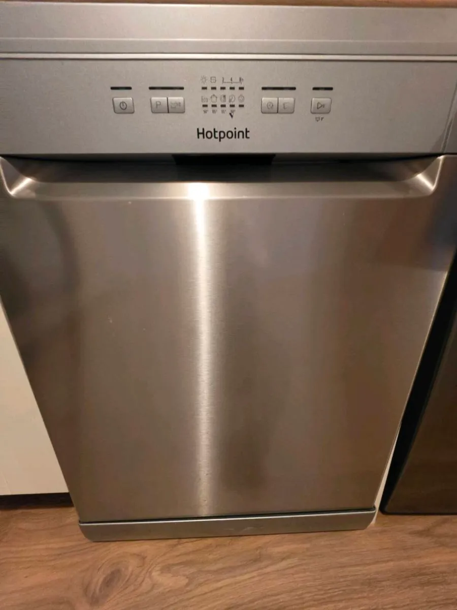 Dishwasher - Image 1