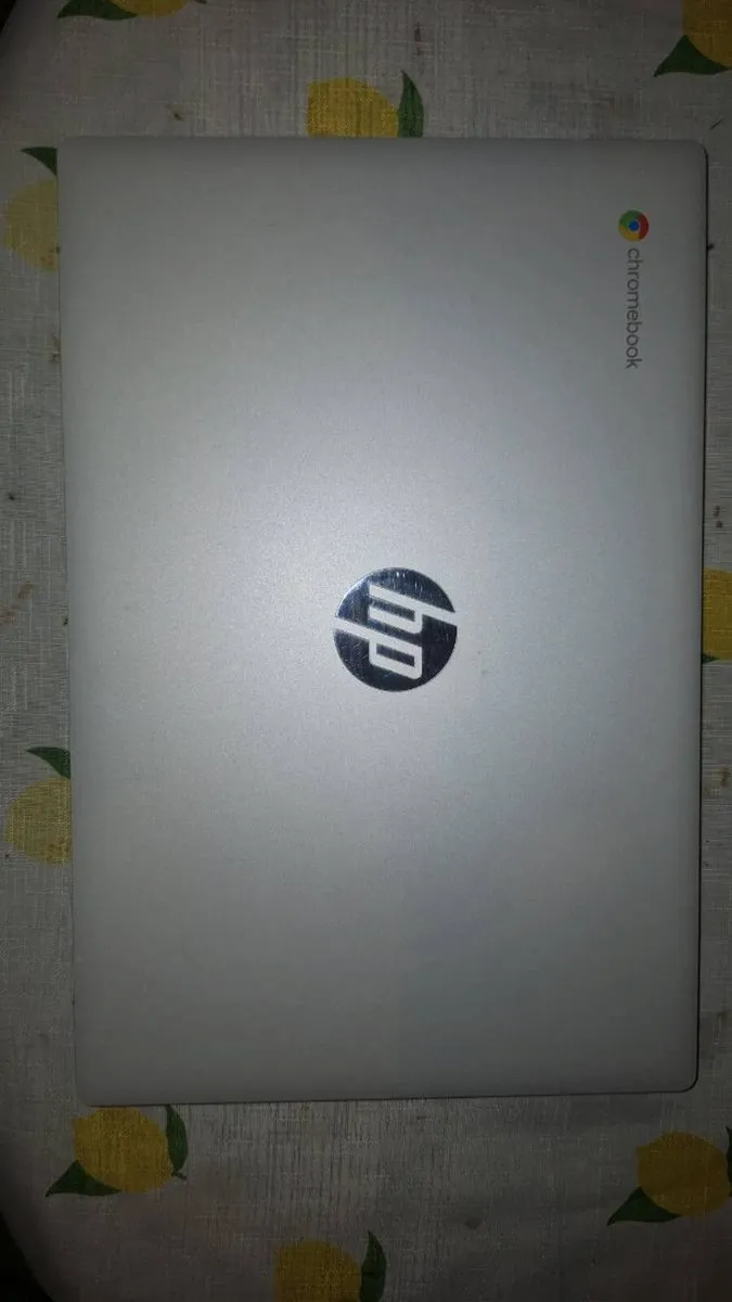 HP CHROMEBOOK 14" INTEL N100 PROCESSOR 4GB RAM 128 - Image 1
