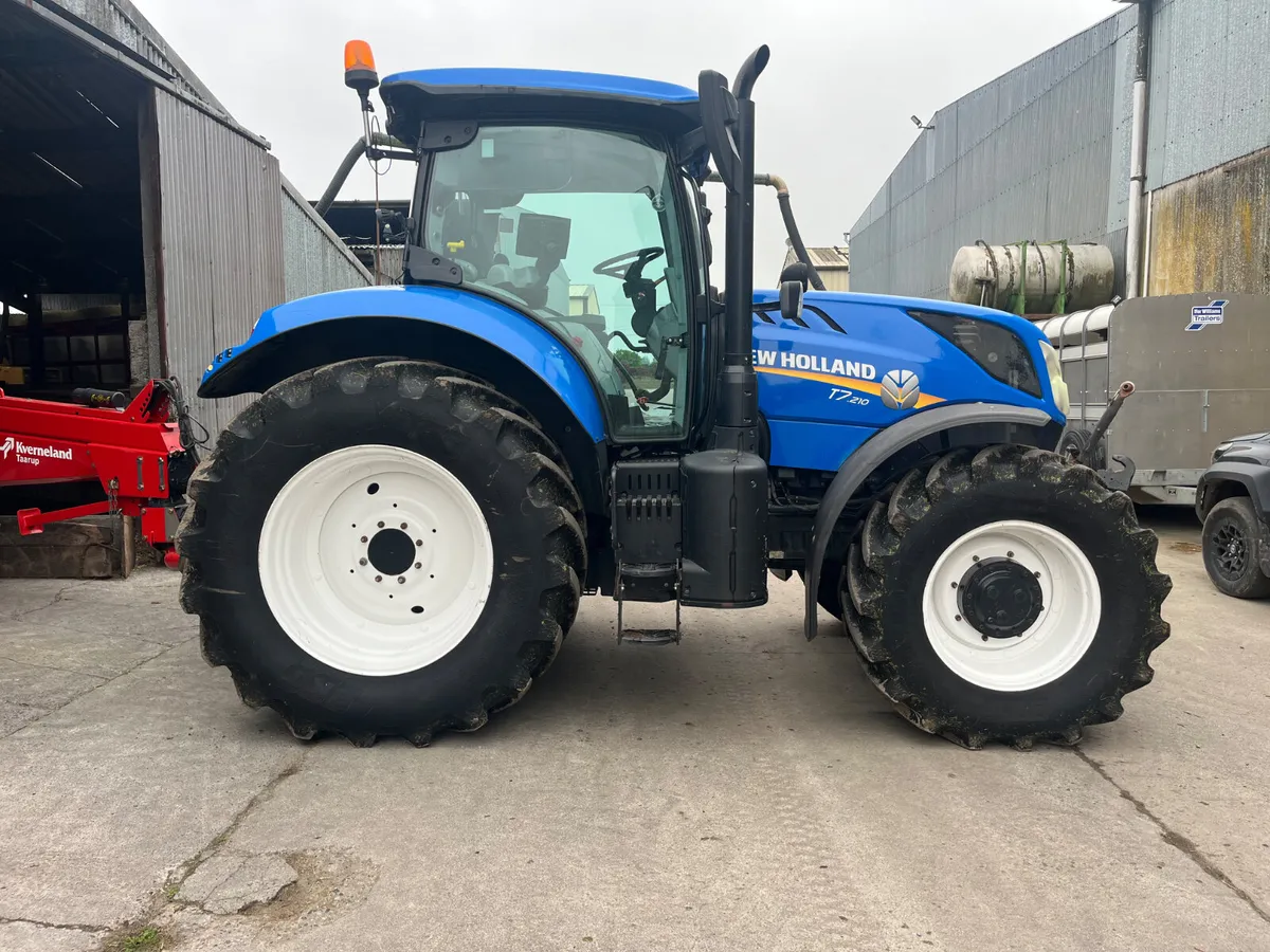 **Immaculate **New Holland T7.210 power command - Image 4