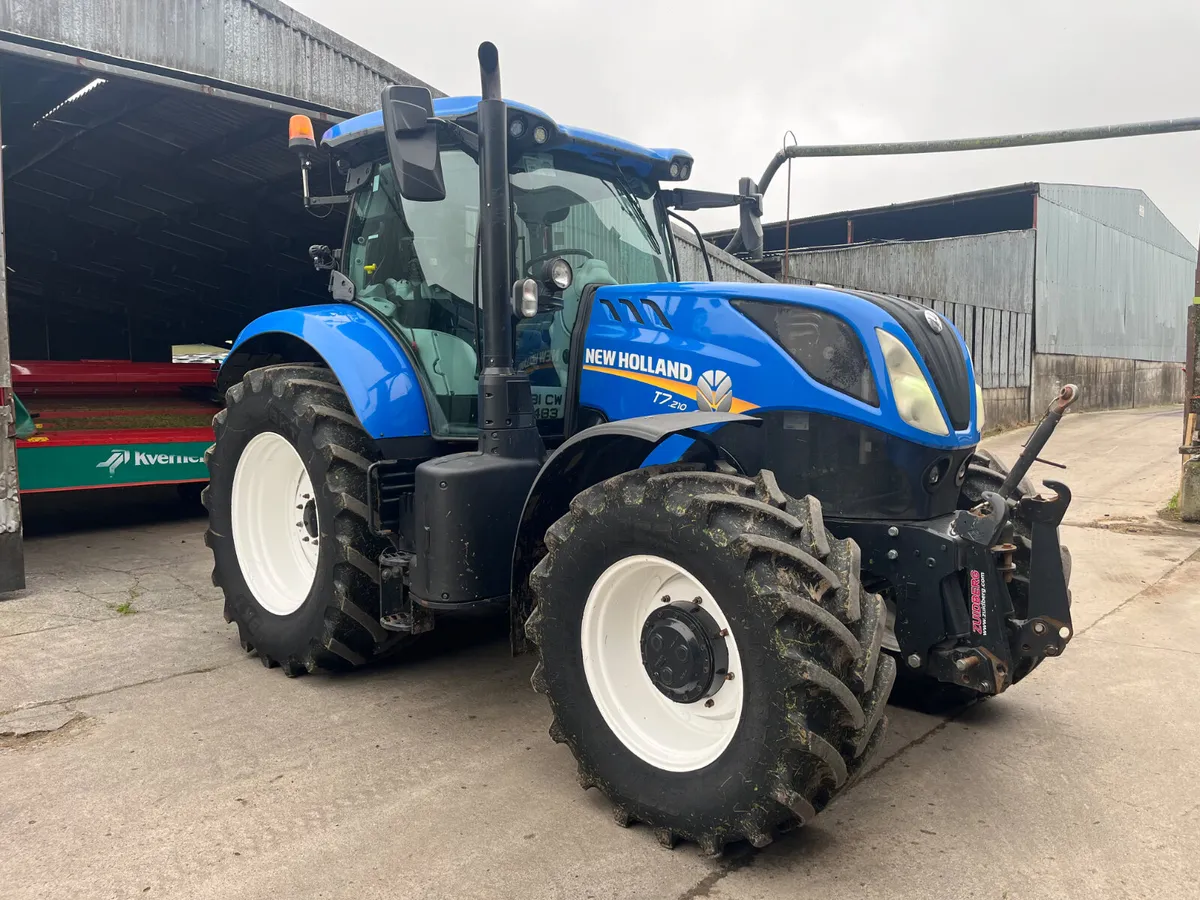 **Immaculate **New Holland T7.210 power command - Image 3