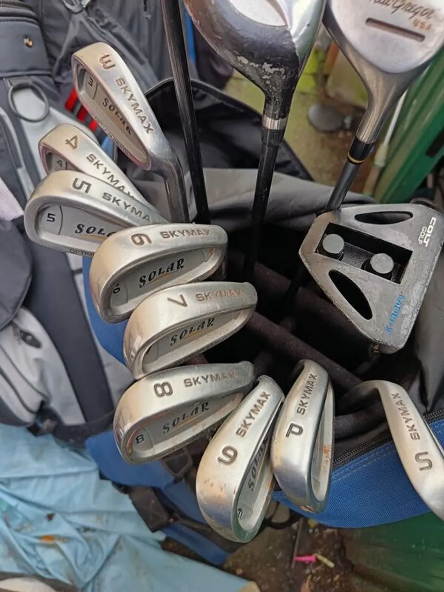 golf clubs - Image 1