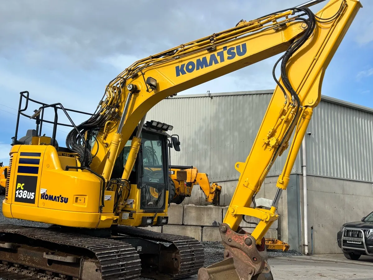 Komatsu PC 138 - Image 3