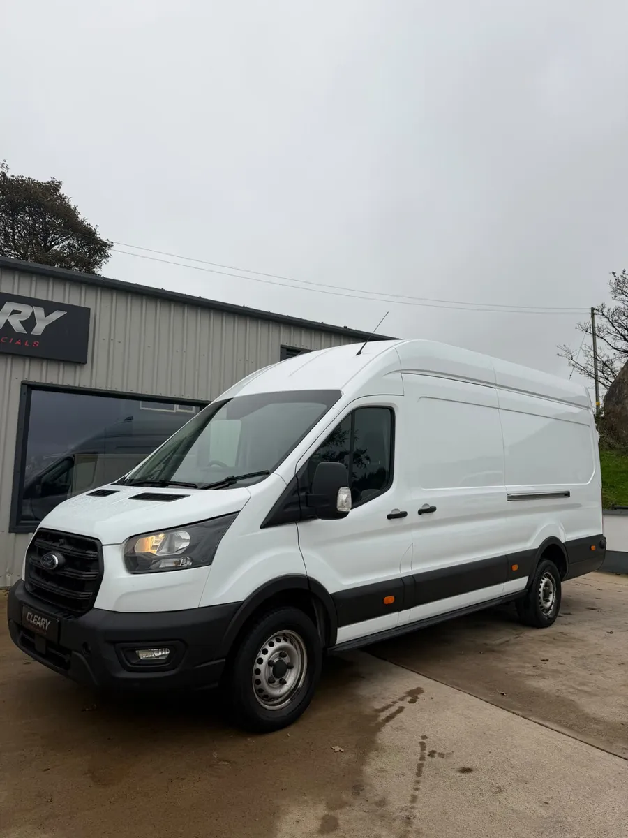 Jumbo Ford Transit 2022 - Image 1