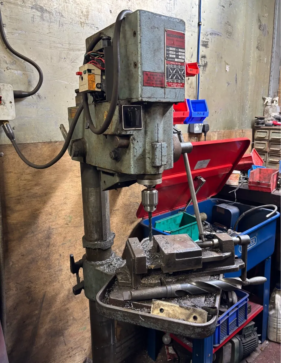 SWEEDISH MEDDINGS GEARED PEDESTAL DRILL - Image 3