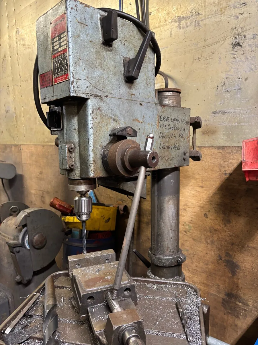 SWEEDISH MEDDINGS GEARED PEDESTAL DRILL - Image 2