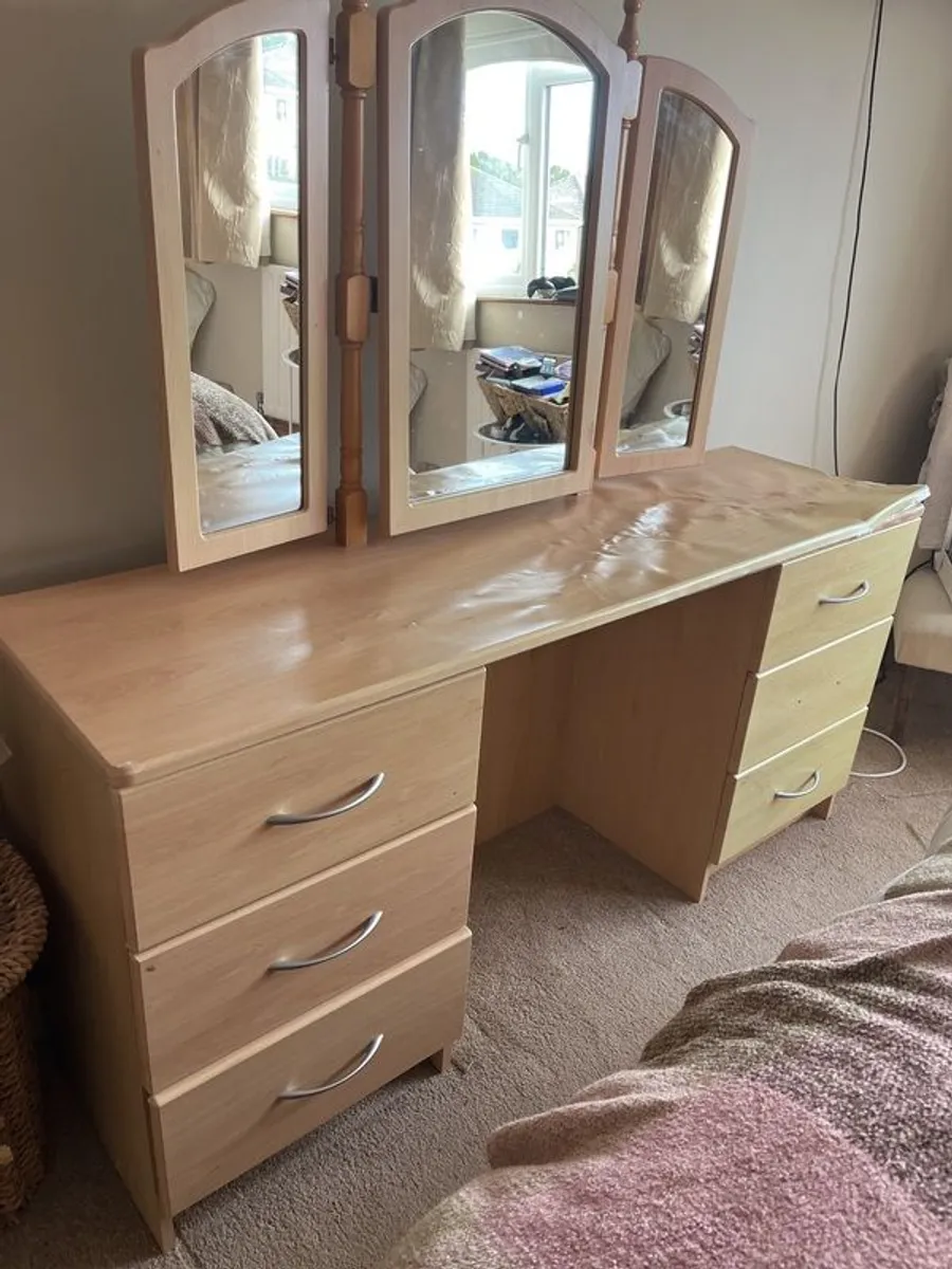 Dressing Table - Image 1