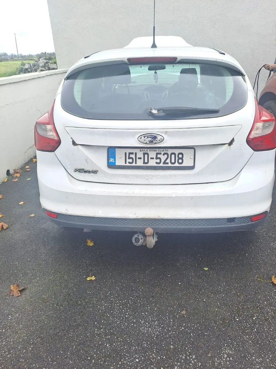 Ford Focus 2015 - Image 2