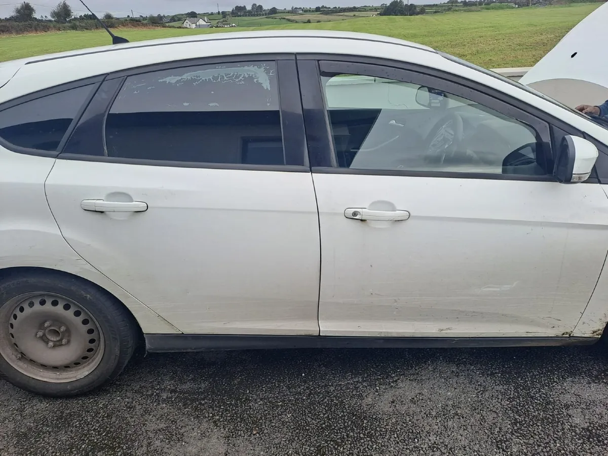 Ford Focus 2015 - Image 3