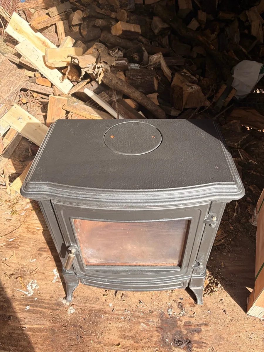 Solid Fuel Stove - Image 1