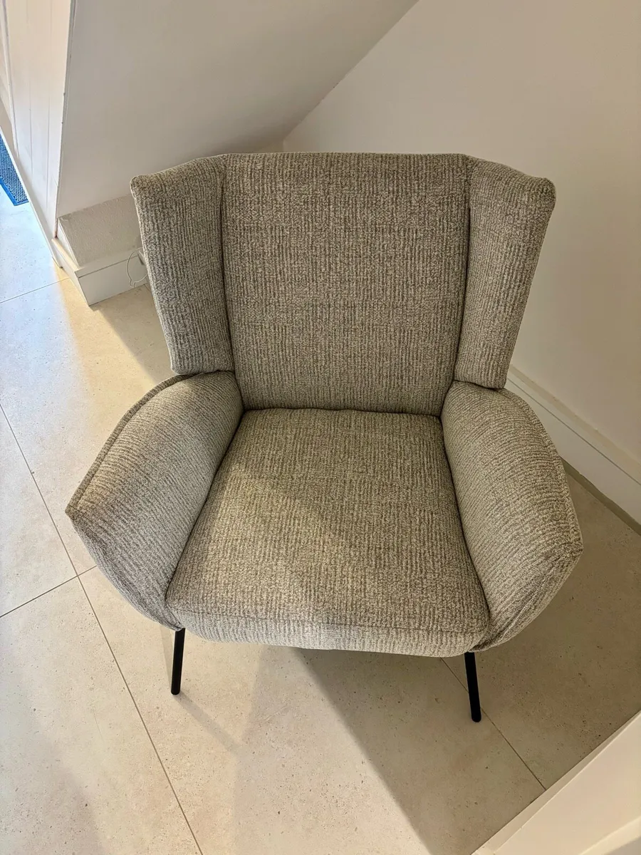 Armchair - Image 1