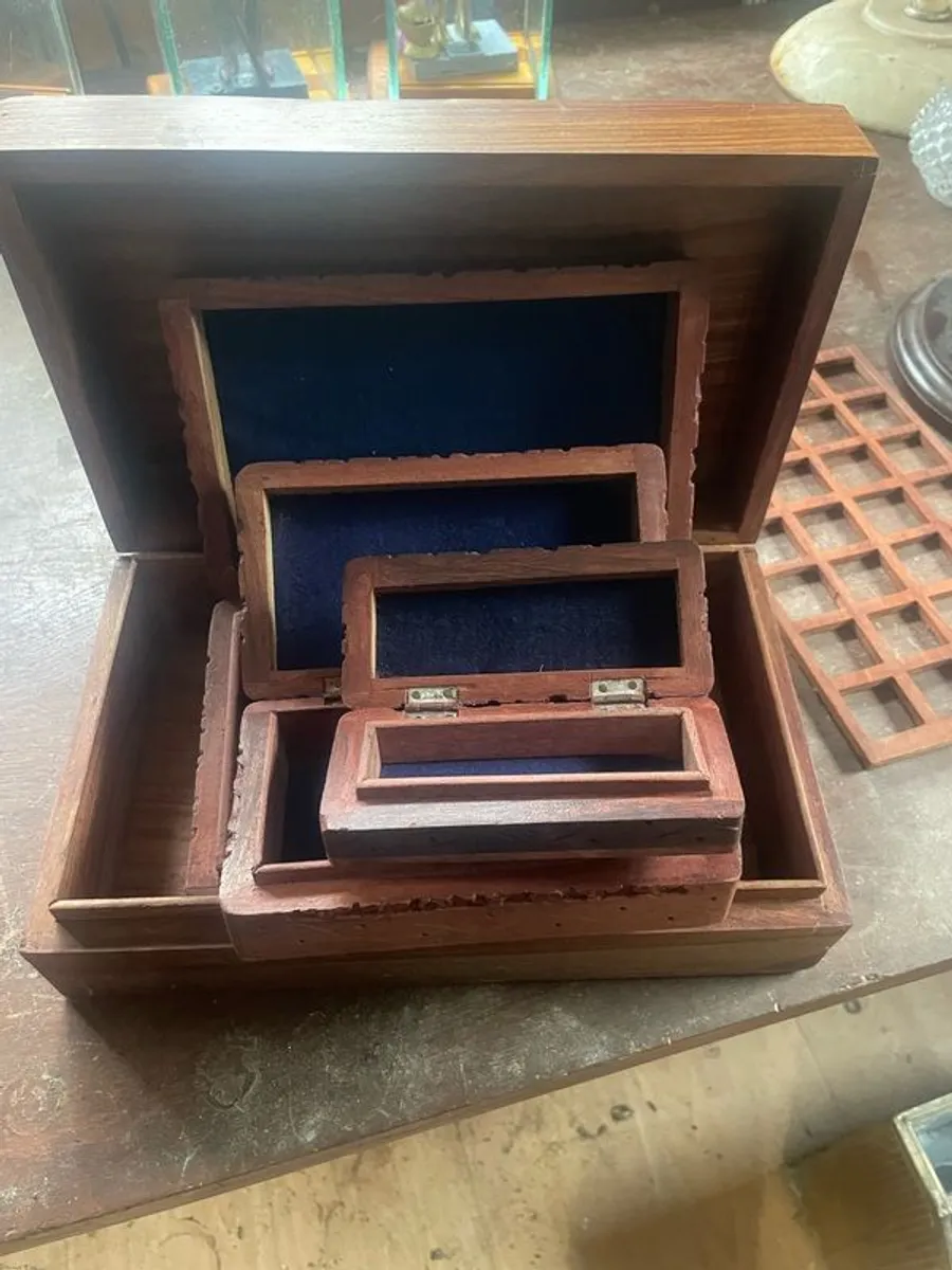 vintage wooden box - Image 1