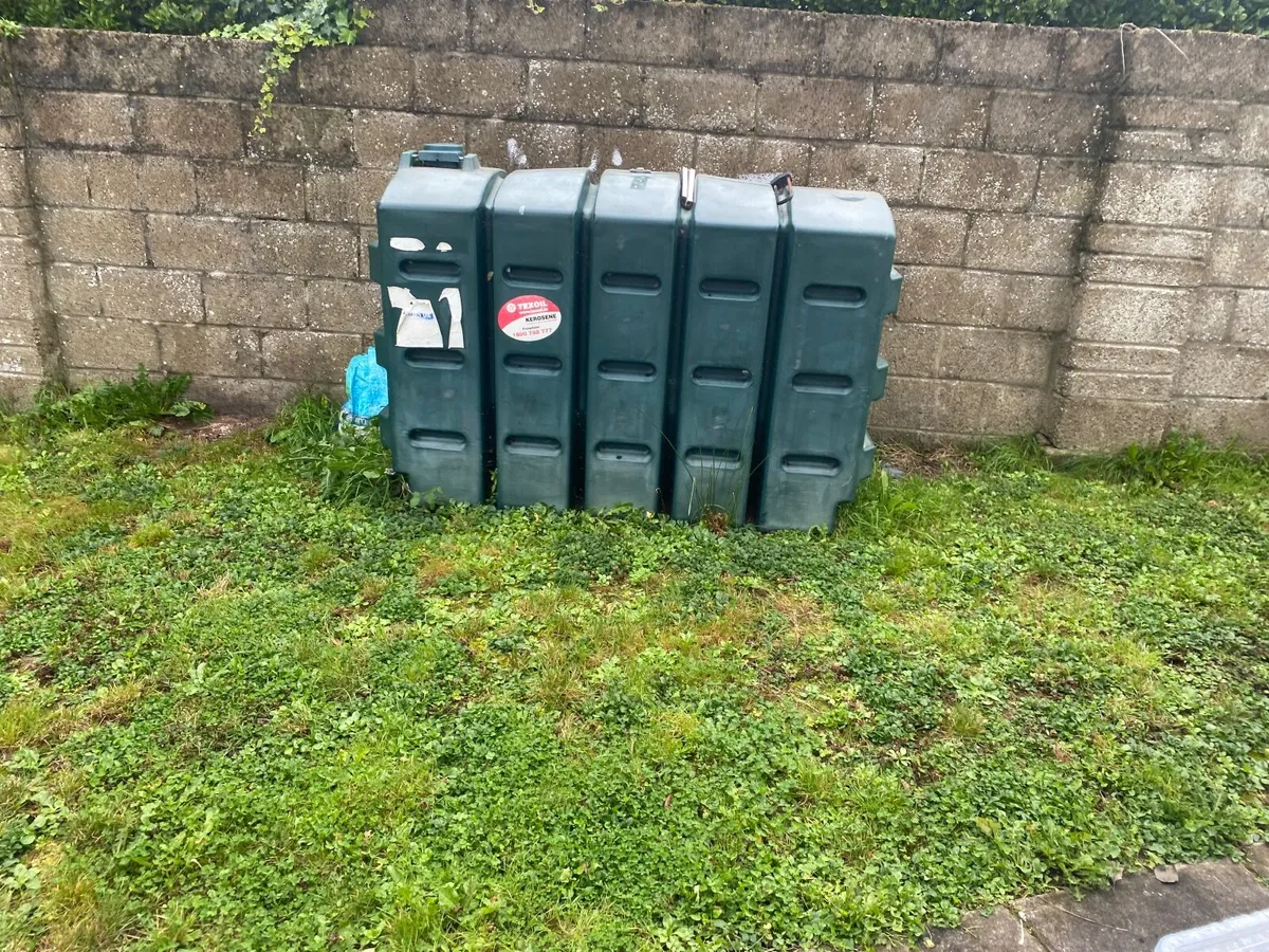Oil tank - Image 2