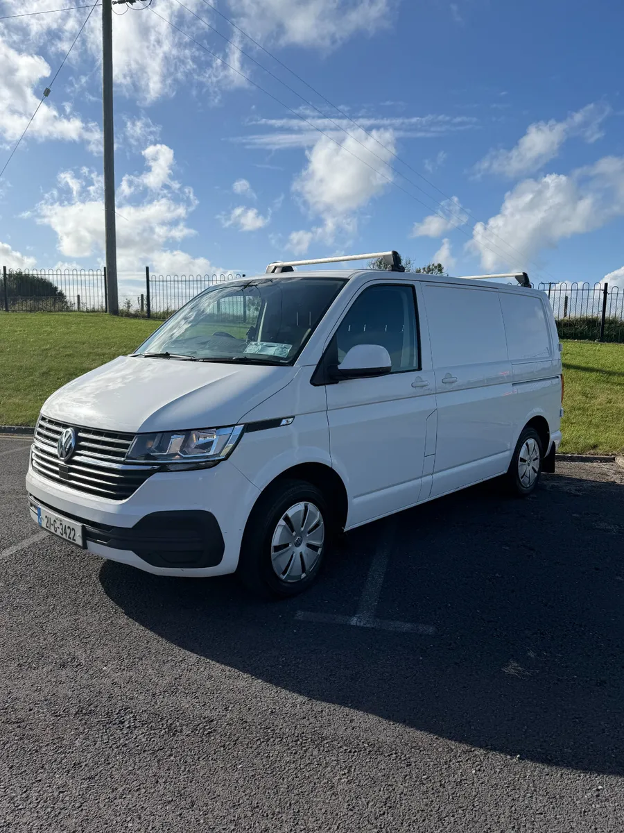 Volkswagen Transporter 2021 - Image 1