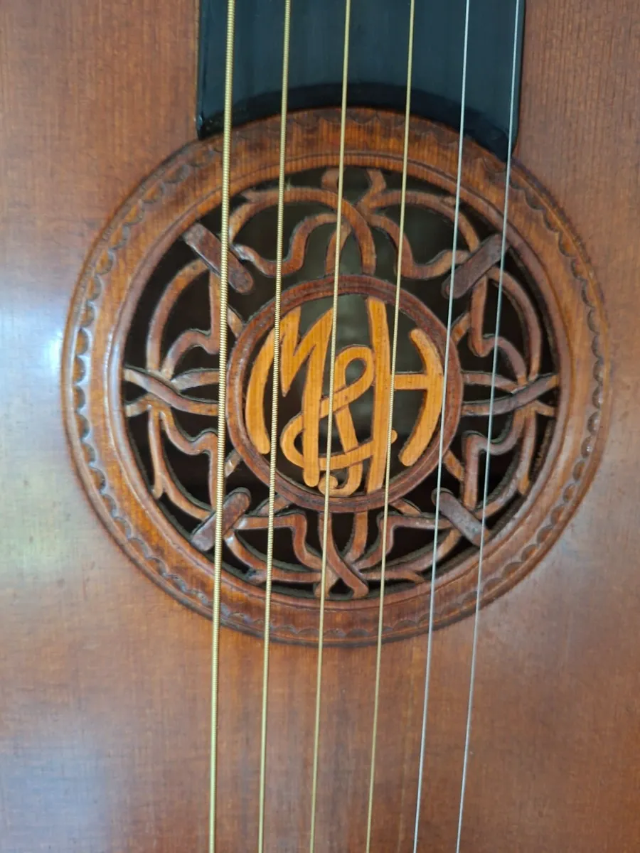 Anyique Parlor Guitar - Image 2