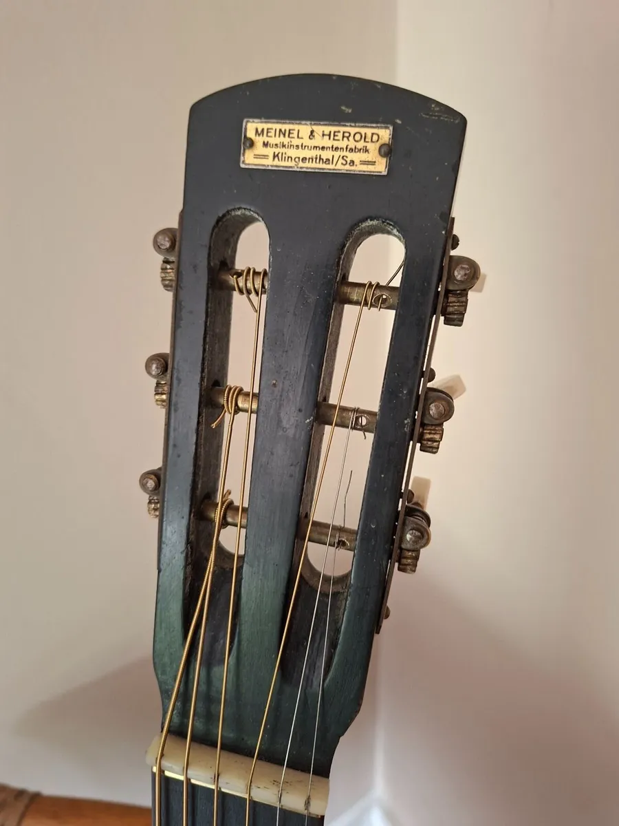 Anyique Parlor Guitar - Image 3