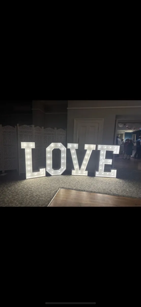 4ft Giant Love Letters - Image 1