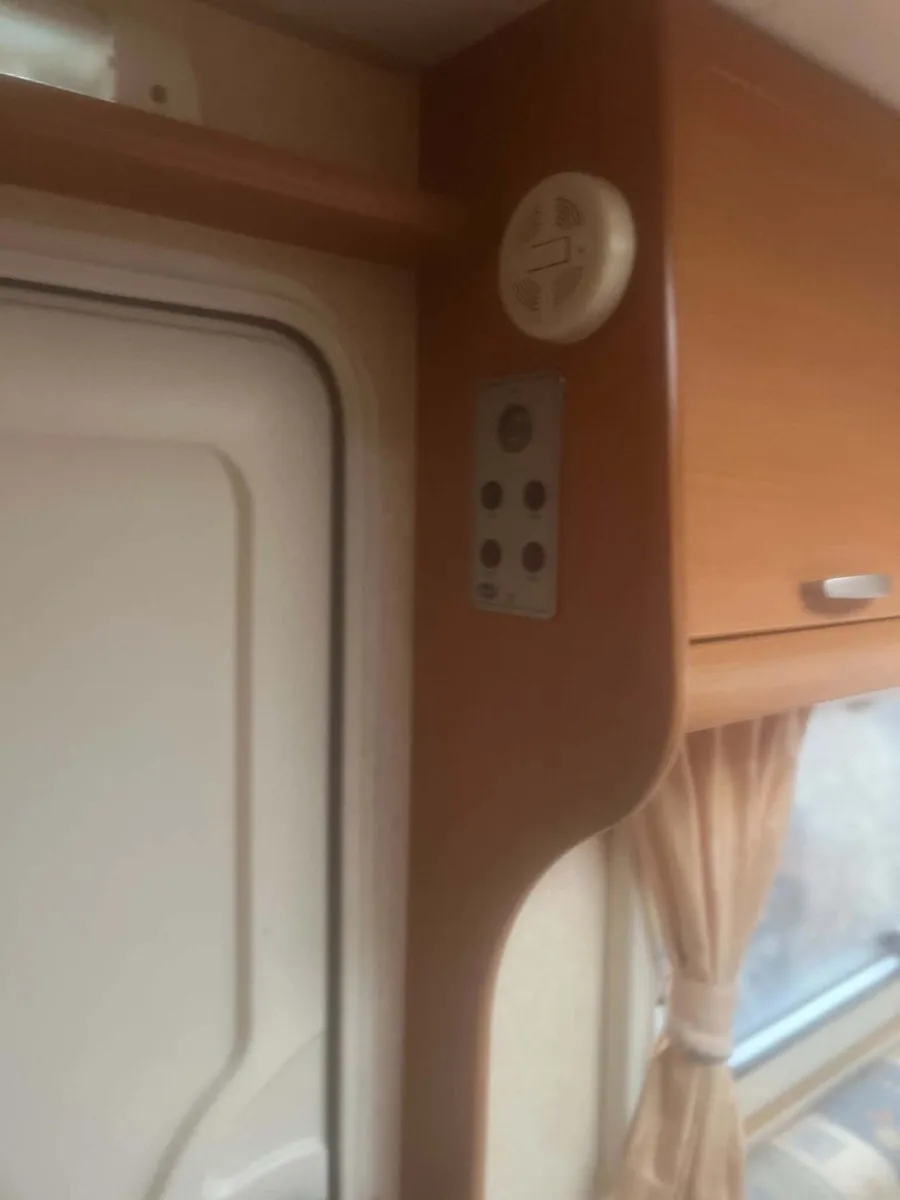 Bailey Ranger series 5 540/6 - 6 Berth caravan - Image 2