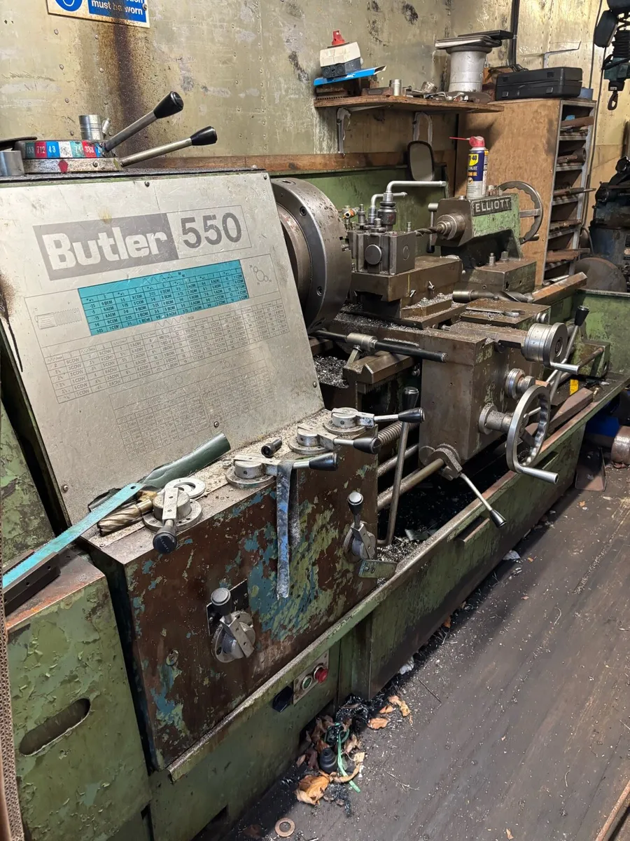 ELLIOTT BUTLER GAP BED LATHE 550 3 phase - Image 2