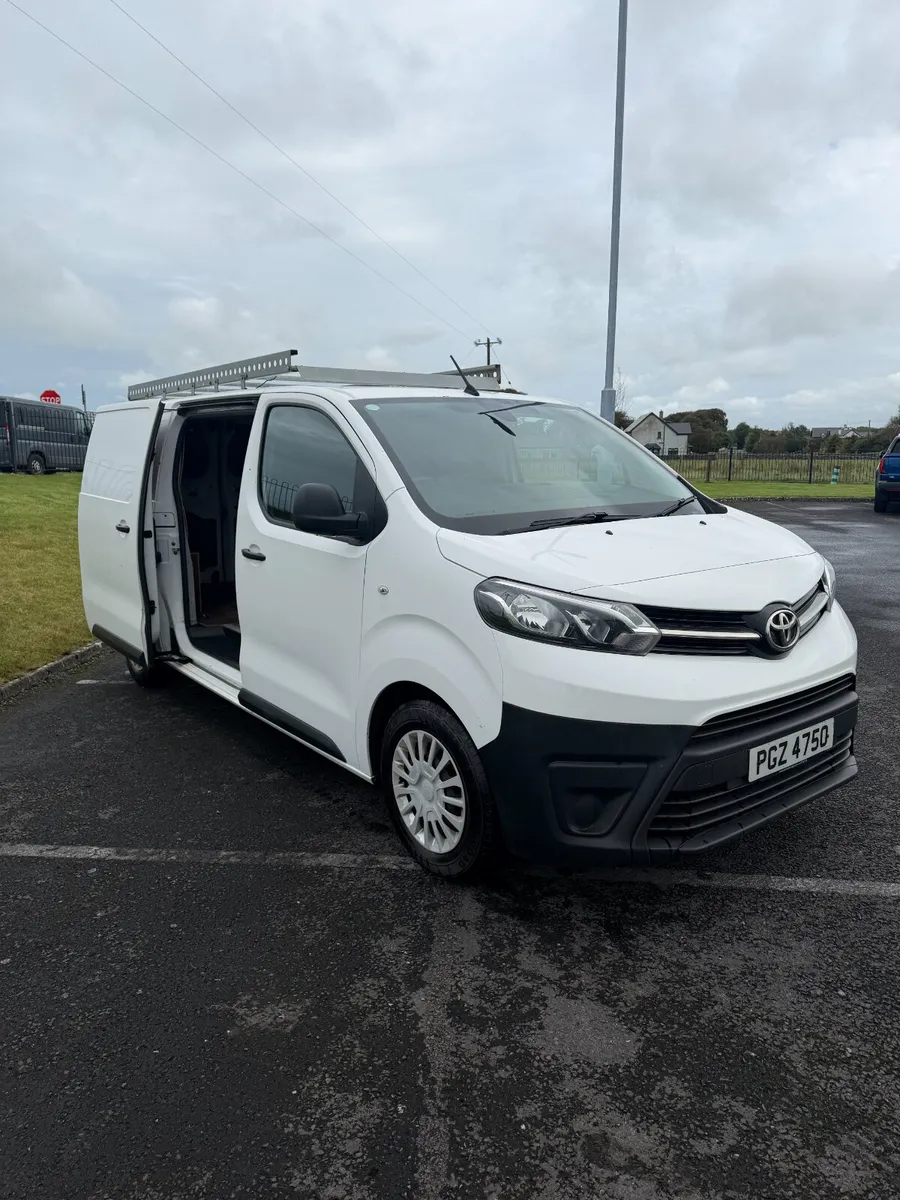 2019 Toyota Proace - Image 3