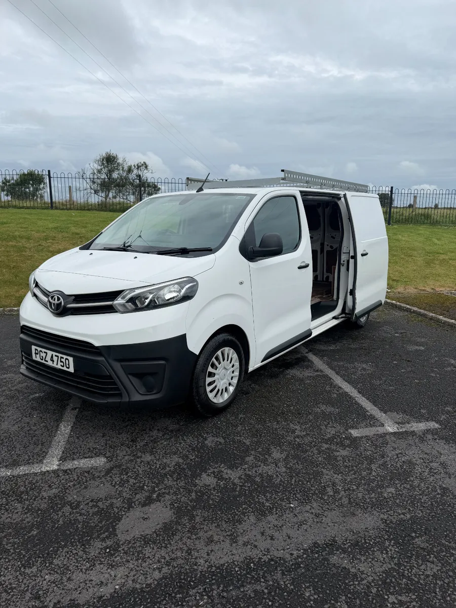 2019 Toyota Proace - Image 4