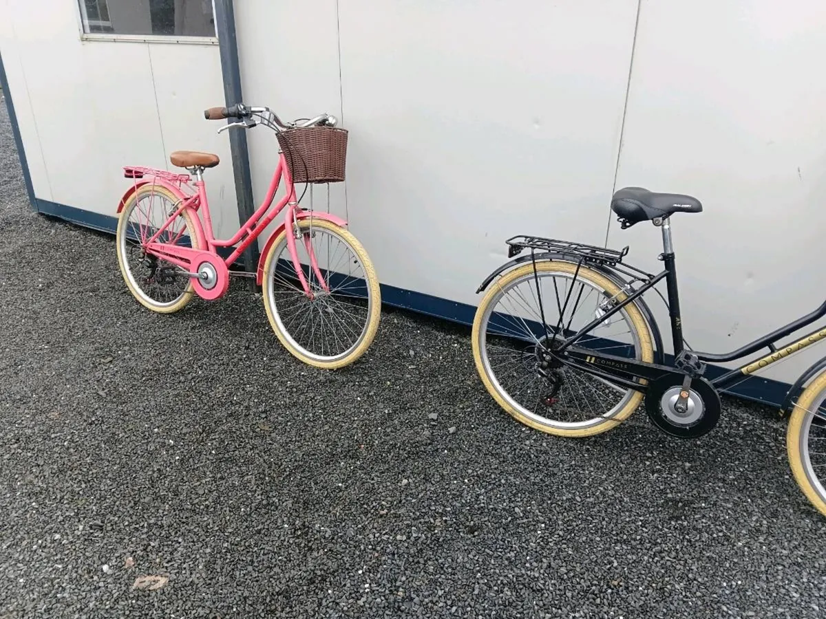 2 bicycles with baskets - Image 2